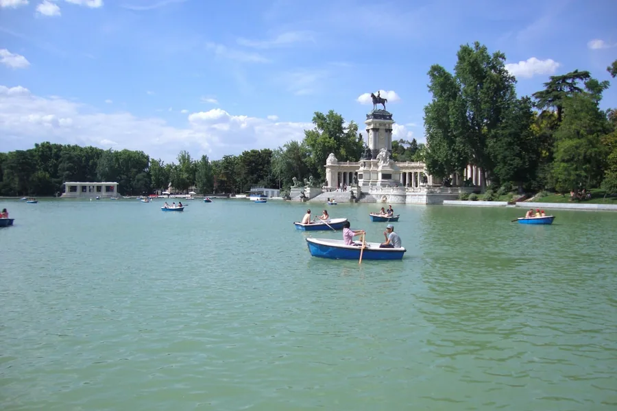 Retiro y tapeo por Narváez