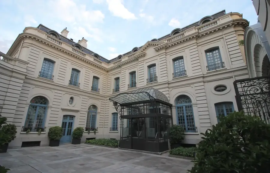 Fachada de Santo Mauro en Madrid